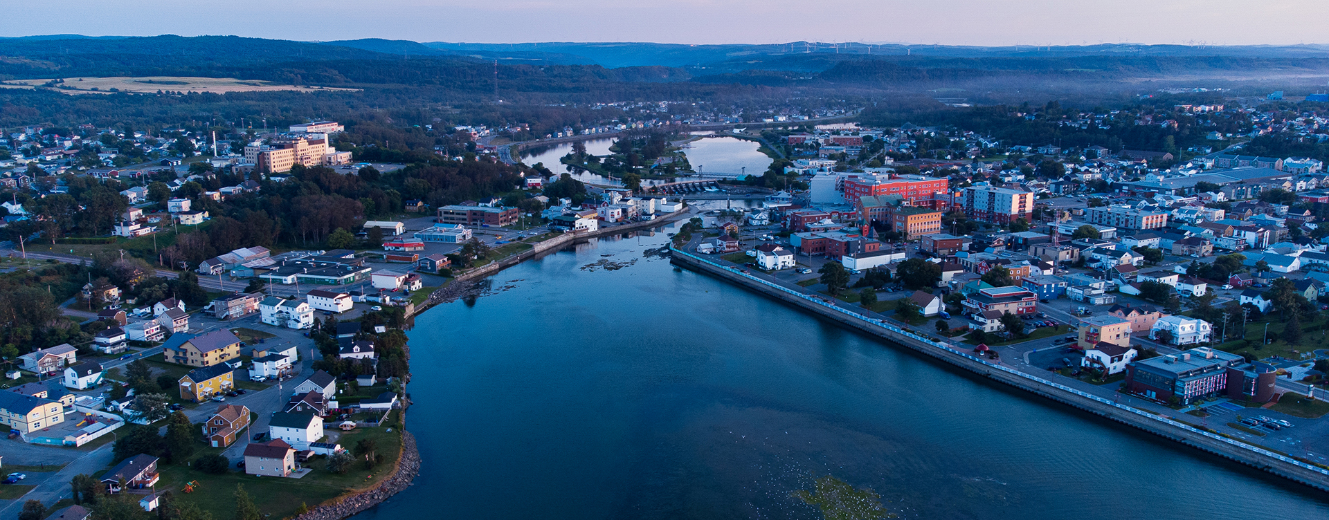 image de la ville depuis un drone